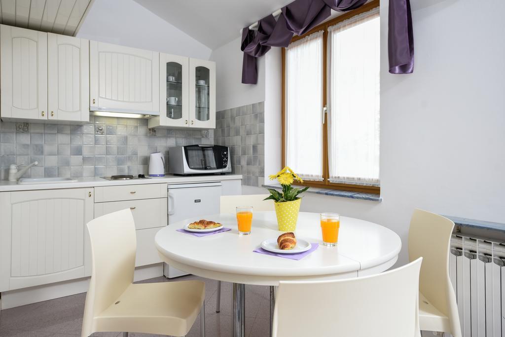 Apartmani Alice Njivice Extérieur photo